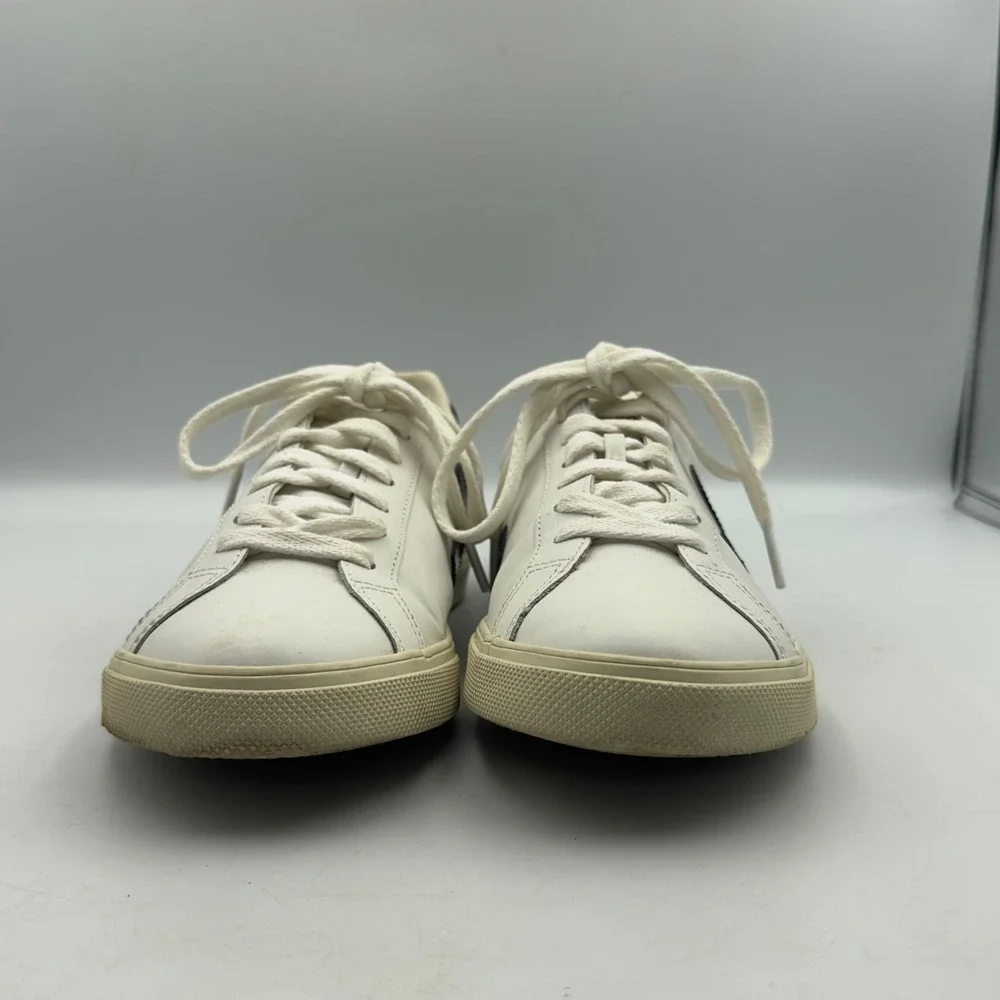 Veja Esplar White Navy Leather Low Top Sneakers 2023 Size US 9 Womens Casual